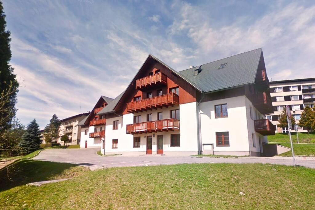 Apartman Mila Eterna II Rokytnice nad Jizerou Zewnętrze zdjęcie